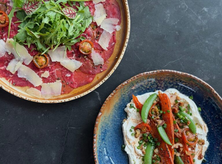 Carpaccio i pieczone marchewki z letniego menu